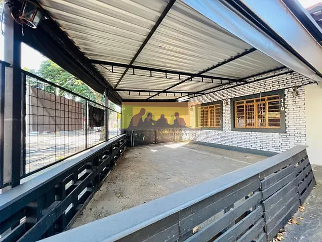 Casa com 220m² 2 quartos e 2 banheiros, à venda, no bairro Vila Santa Isabel em Campinas