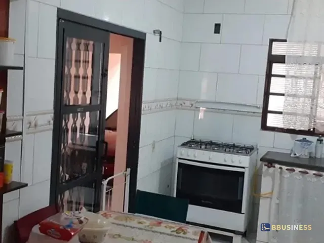 Casa com 480m² 3 quartos e 2 banheiros, à venda, no bairro Jardim Paraíso de Viracopos em Campinas