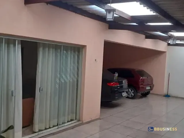 Casa com 480m² 3 quartos e 2 banheiros, à venda, no bairro Jardim Paraíso de Viracopos em Campinas