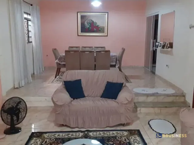 Casa com 480m² 3 quartos e 2 banheiros, à venda, no bairro Jardim Paraíso de Viracopos em Campinas