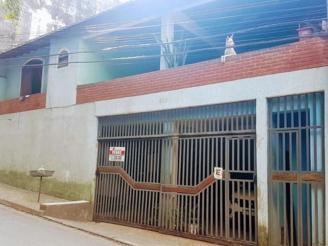 Casa com 143m² 4 quartos e 4 banheiros, à venda, no bairro Vila Menck em Osasco