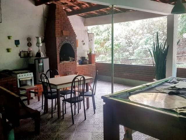 Casa com 143m² 4 quartos e 4 banheiros, à venda, no bairro Vila Menck em Osasco