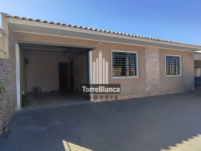 Casa com 452m² 4 quartos e 2 banheiros, à venda, no bairro Boa Vista em Ponta Grossa