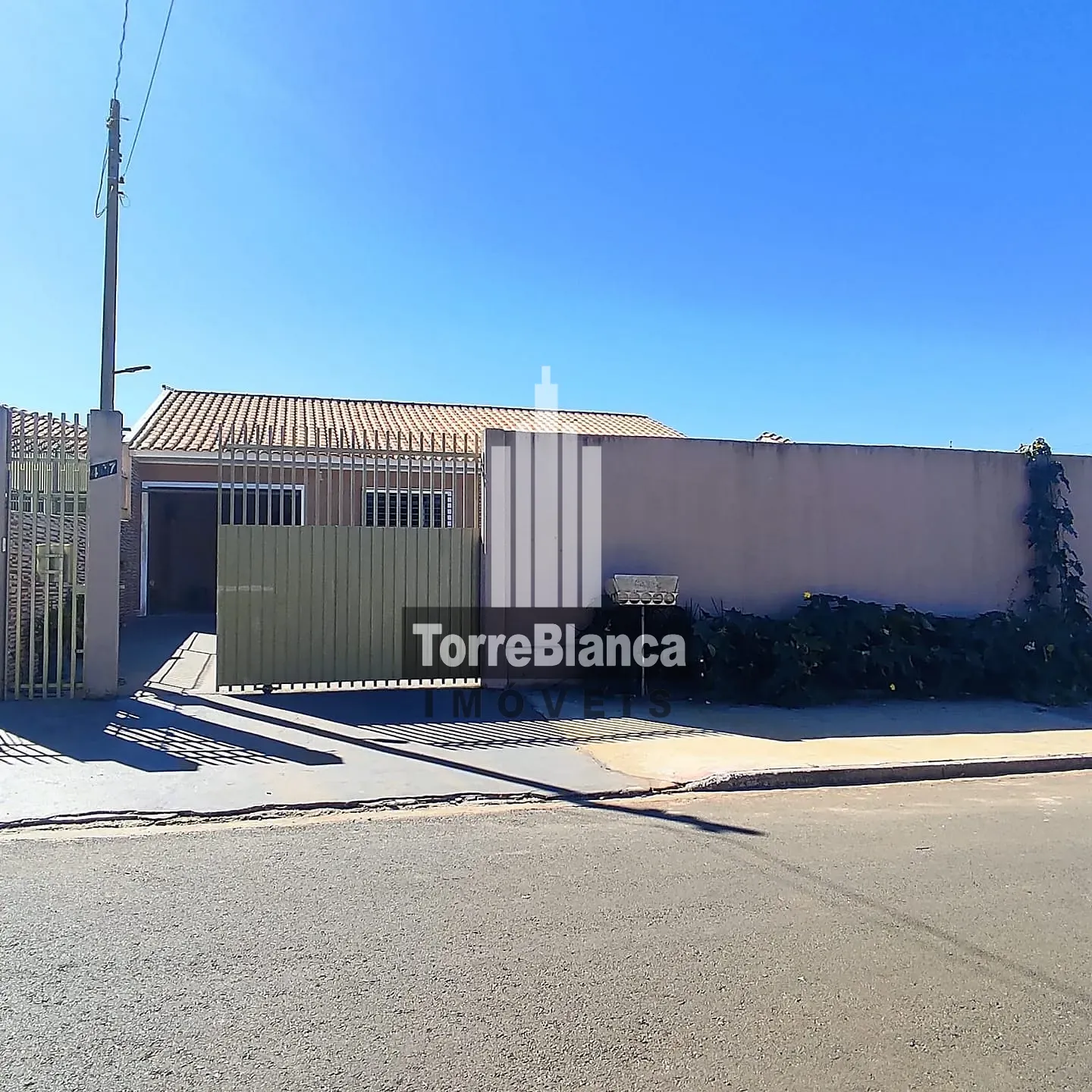 Casa, 4 quartos, 206 m² - Foto 2