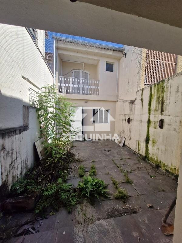 Casa à venda com 2 quartos, 10m² - Foto 7