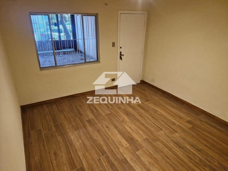 Casa à venda com 2 quartos, 10m² - Foto 12