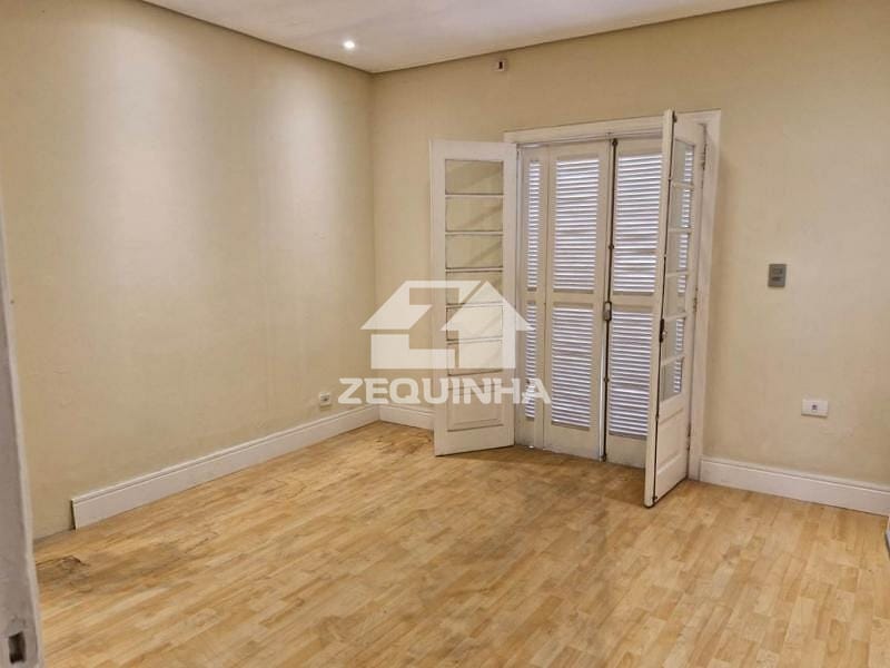 Casa à venda com 2 quartos, 10m² - Foto 15