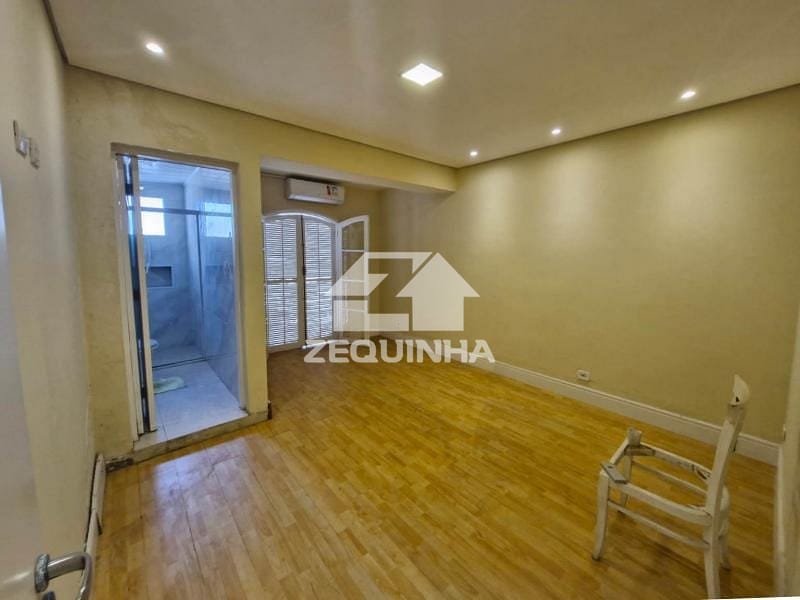 Casa à venda com 2 quartos, 10m² - Foto 19