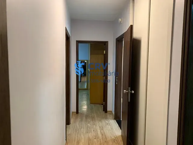 Casa 3 quartos e 4 banheiros, à venda, no bairro Champagnat em Londrina