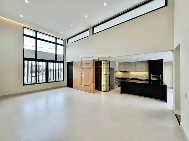 Casa com 300m² 3 quartos e 4 banheiros, à venda, no bairro Residencial Bellevie em Cambé