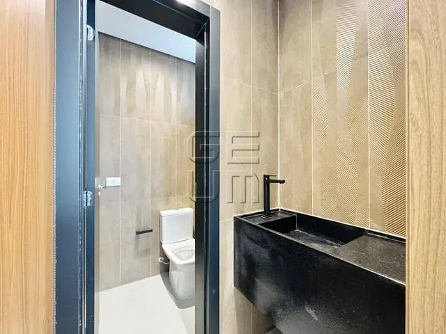 Casa com 300m² 3 quartos e 4 banheiros, à venda, no bairro Residencial Bellevie em Cambé