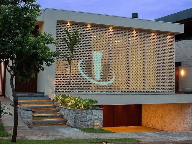 Casa com 441m² 3 quartos e 5 banheiros, à venda, no bairro Residencial e Comercial Quinta das Laranjeiras em Araraquara