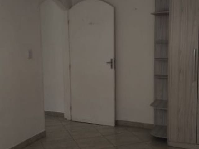 Casa com 140m² 1 quarto e 1 banheiro, à venda, no bairro Vila Santa Flora em Itapevi