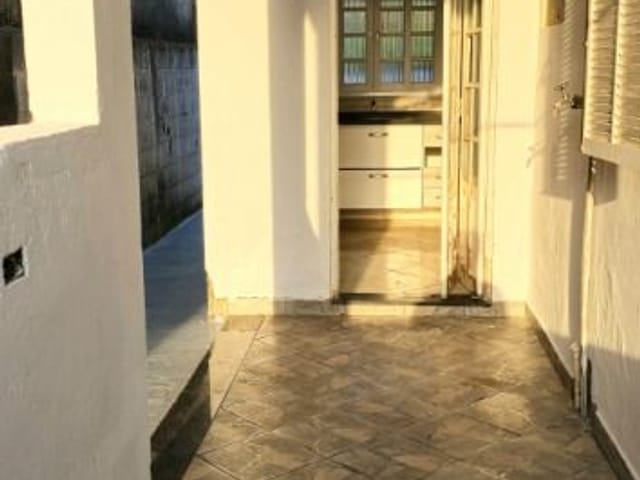 Casa com 140m² 1 quarto e 1 banheiro, à venda, no bairro Vila Santa Flora em Itapevi