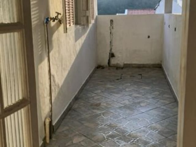 Casa com 140m² 1 quarto e 1 banheiro, à venda, no bairro Vila Santa Flora em Itapevi