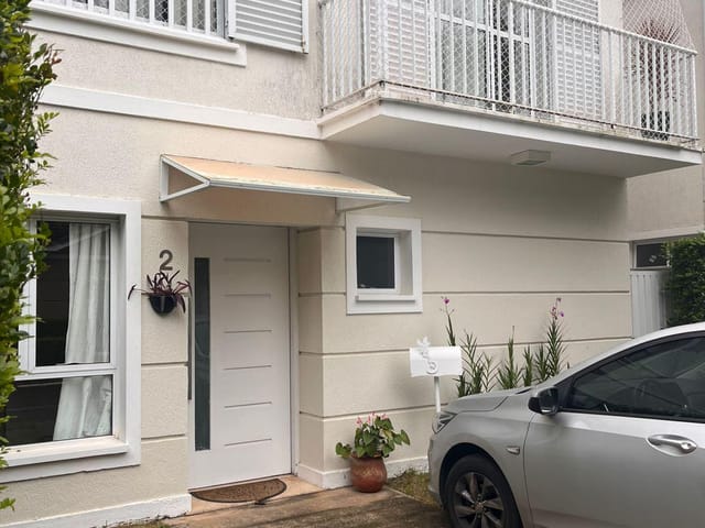 Casa com 324m² 4 quartos e 4 banheiros, à venda, no bairro Jardim Maria Tereza em Cotia