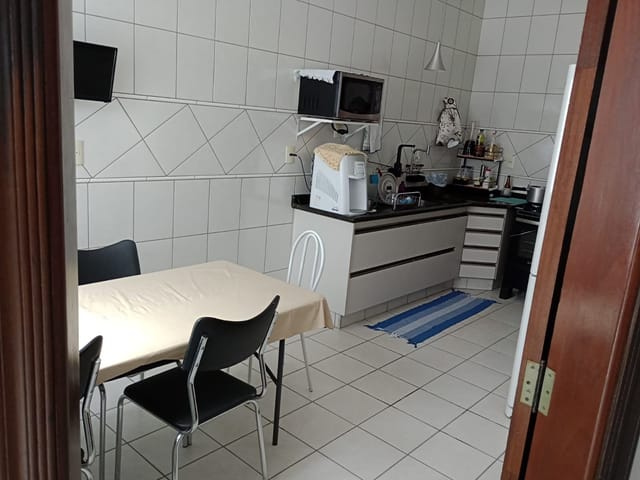 Casa com 208m² 3 quartos e 2 banheiros, à venda, no bairro Planalto em Araçatuba