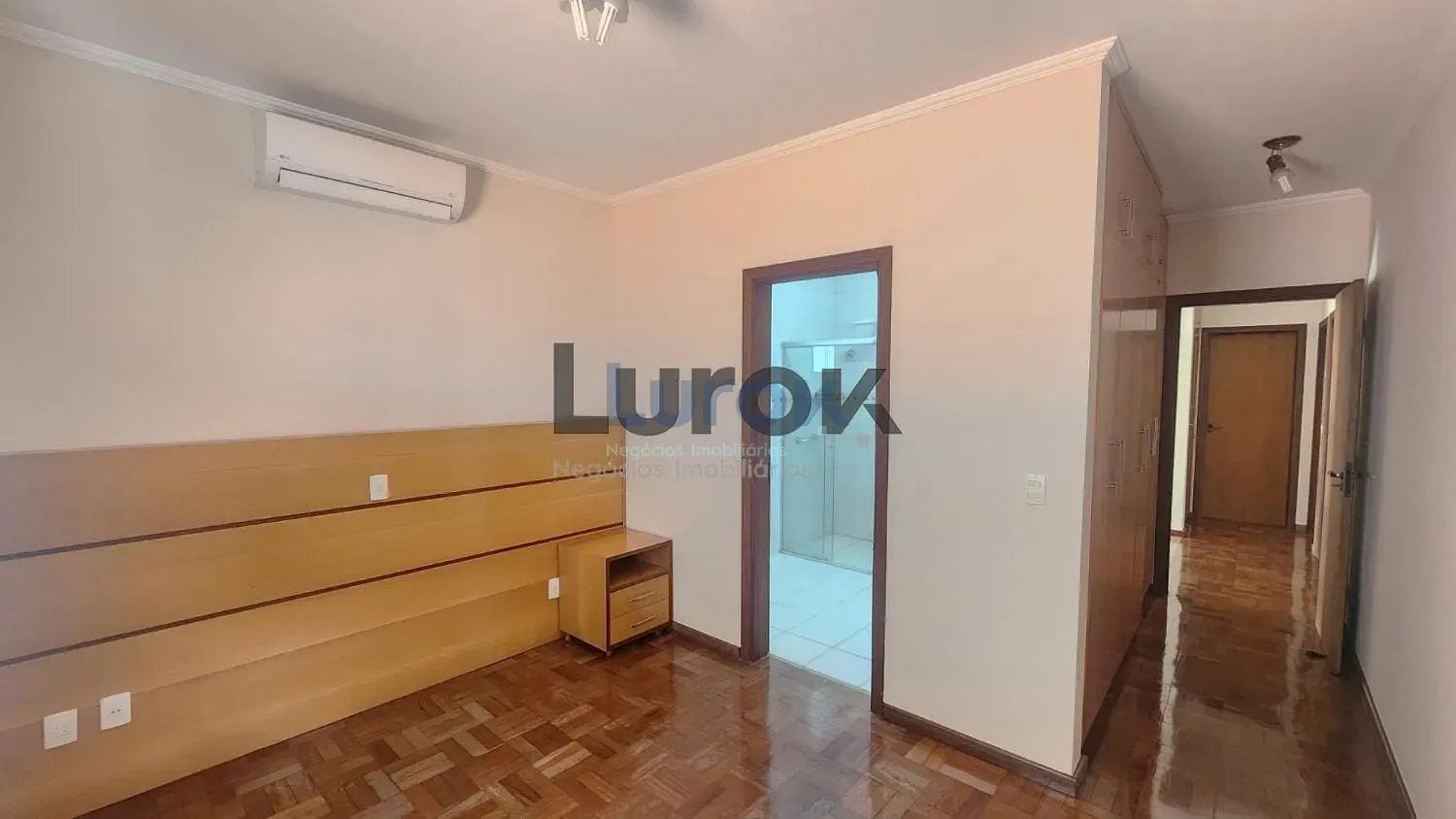 Casa, 3 quartos, 182 m² - Foto 11