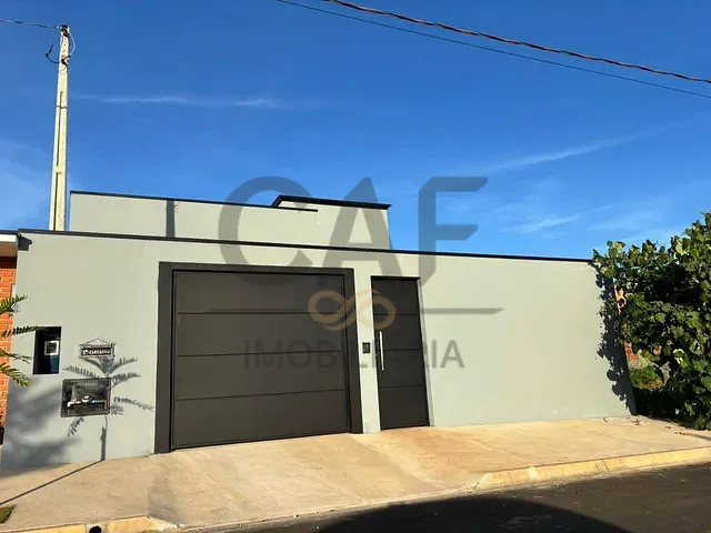 Casa 2 quartos e 2 banheiros, à venda, no bairro Residencial Europa em Holambra