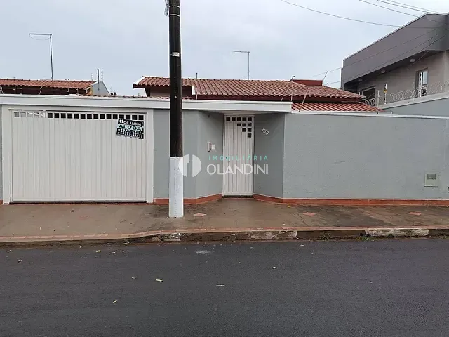 Casa com 300m² 3 quartos e 2 banheiros, à venda, no bairro Egydio Tagliari em Artur Nogueira