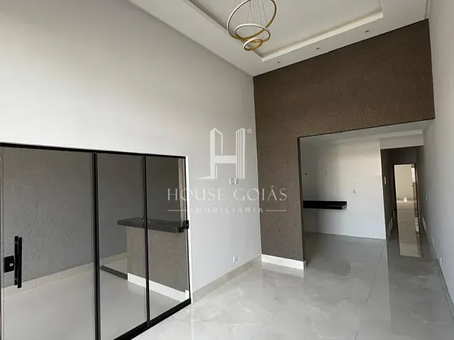 Casa com 10m² 3 quartos e 2 banheiros, à venda, no bairro Setor dos Bandeirantes em Aparecida de Goiânia