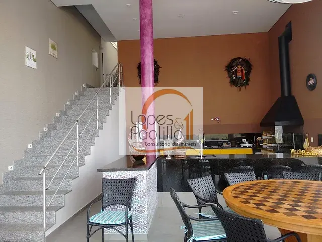 Casa com 800m² 3 quartos e 4 banheiros, à venda, no bairro Condominio Porto Atibaia em Atibaia