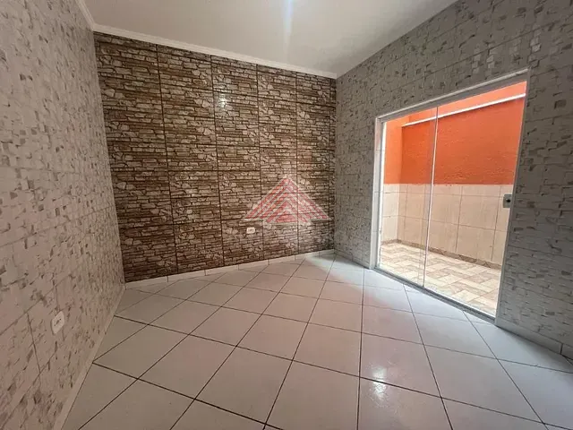 Casa com 225m² 3 quartos e 2 banheiros, à venda, no bairro Vila Bocaina em Mauá