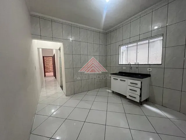 Casa com 225m² 3 quartos e 2 banheiros, à venda, no bairro Vila Bocaina em Mauá