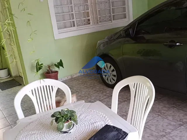 Casa com 125m² 3 quartos e 2 banheiros, à venda, no bairro Jardim das Indústrias em São José dos Campos