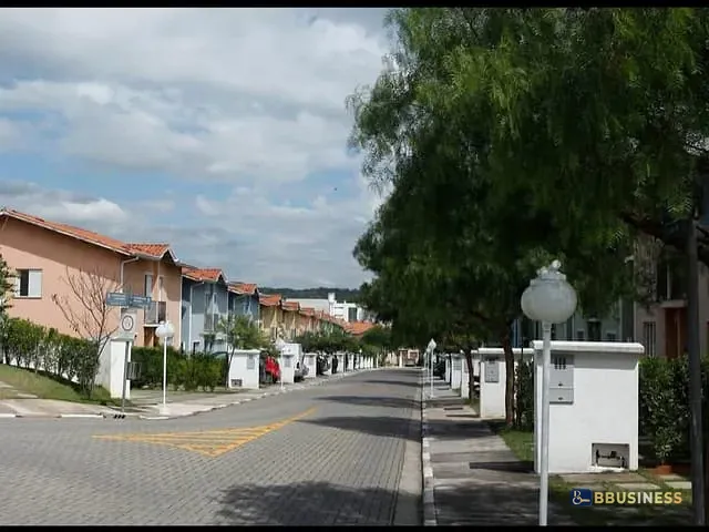 Casa com 135m² 3 quartos e 3 banheiros, à venda, no bairro Jardim Belizário em Cotia