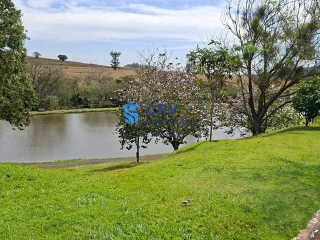 Casa 3 quartos e 5 banheiros, à venda ou para alugar, no bairro Esperança em Londrina