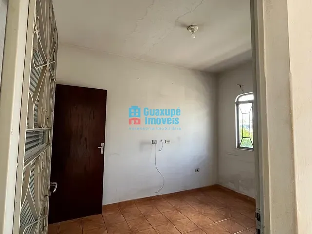 Casa com 250m² 2 quartos e 1 banheiro, à venda, no bairro Jardim Planalto em Guaxupé