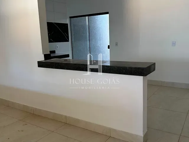 Casa com 125m² 2 quartos e 2 banheiros, à venda, no bairro Terrabela Cerrado II em Senador Canedo