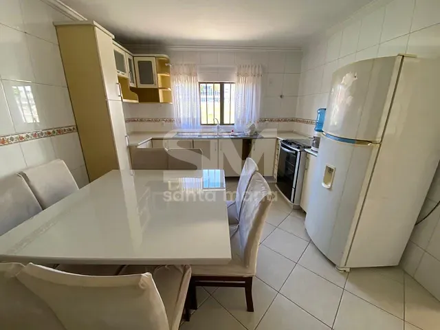 Casa 3 quartos e 2 banheiros, para alugar, no bairro Jardim Itália em Chapecó