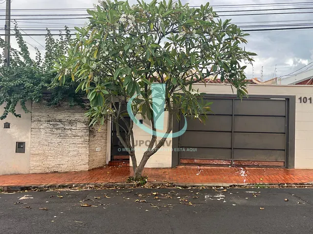 Casa com 312m² 3 quartos e 4 banheiros, à venda, no bairro Centro em Araraquara