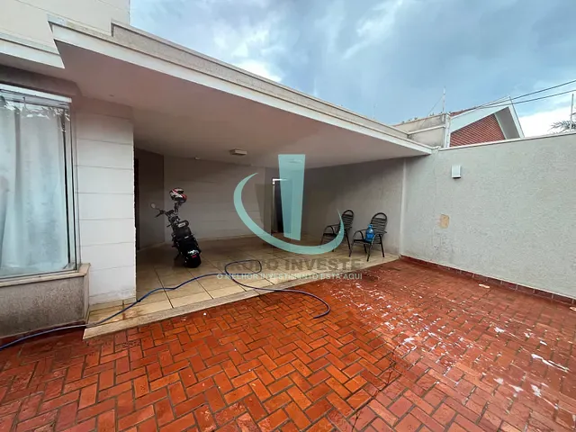 Casa com 312m² 3 quartos e 4 banheiros, à venda, no bairro Centro em Araraquara