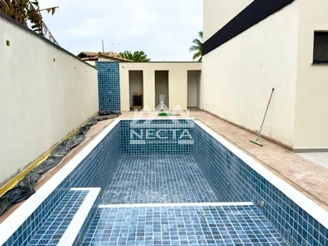 Casa com 97m² 2 quartos e 2 banheiros, à venda, no bairro Capricórnio II em Caraguatatuba