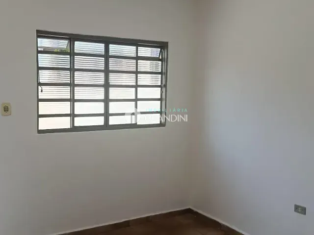 Casa 3 quartos e 1 banheiro, para alugar, no bairro Jardim Planalto em Artur Nogueira