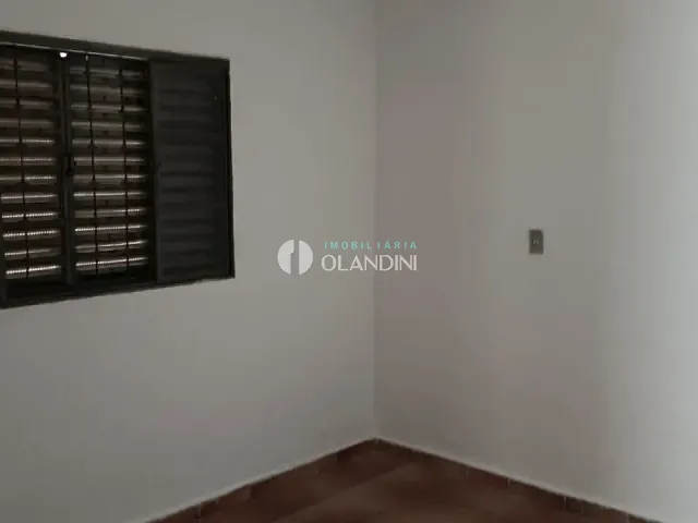 Casa 3 quartos e 1 banheiro, para alugar, no bairro Jardim Planalto em Artur Nogueira