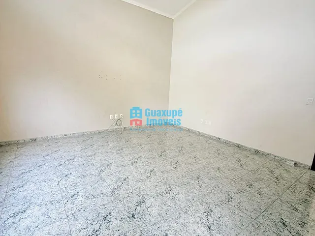 Casa 3 quartos e 4 banheiros, à venda, no bairro Parque das Orquídeas em Guaxupé