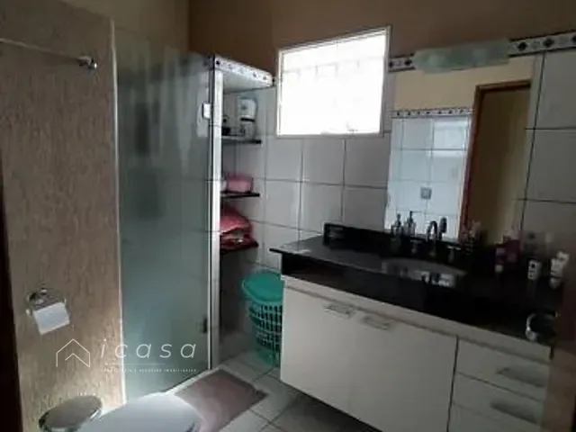 Casa com 175m² 3 quartos e 2 banheiros, à venda, no bairro Vila Santos em Caçapava