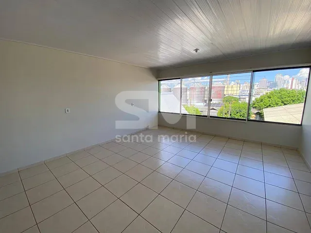 Casa 4 quartos e 2 banheiros, para alugar, no bairro São Cristóvão em Chapecó