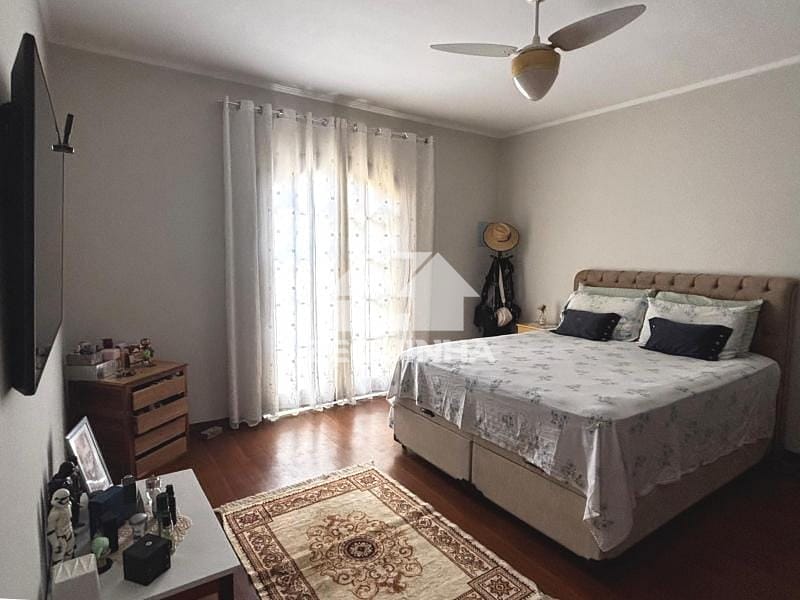 Casa à venda com 3 quartos, 161m² - Foto 11