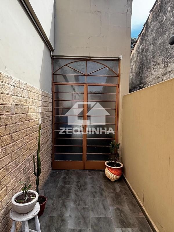 Casa à venda com 3 quartos, 161m² - Foto 23