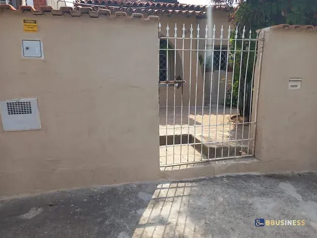 Casa 2 quartos e 1 banheiro, à venda, no bairro Vila Andrade Neves em Campinas