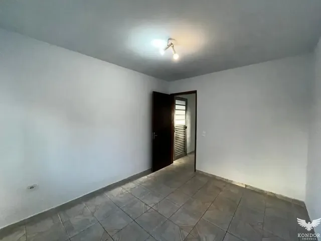 Casa com 162m² 3 quartos e 1 banheiro, à venda, no bairro Cidade Industrial em Curitiba