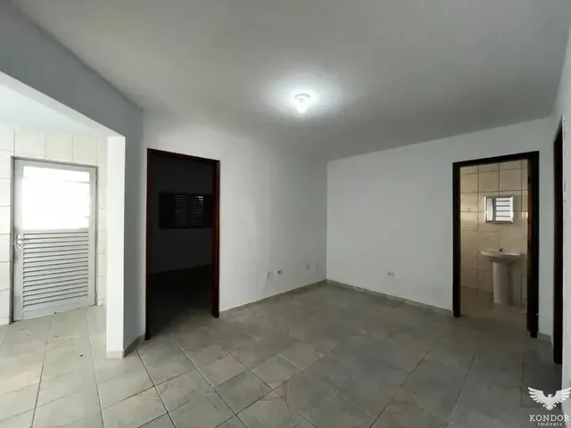 Casa com 162m² 3 quartos e 1 banheiro, à venda, no bairro Cidade Industrial em Curitiba