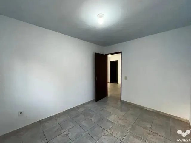 Casa com 162m² 3 quartos e 1 banheiro, à venda, no bairro Cidade Industrial em Curitiba