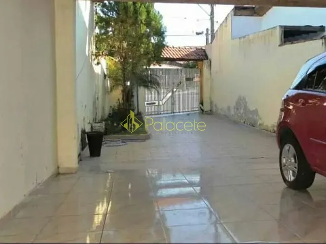 Casa com 399m² 4 quartos e 1 banheiro, à venda, no bairro Vila Molica em Guaratinguetá