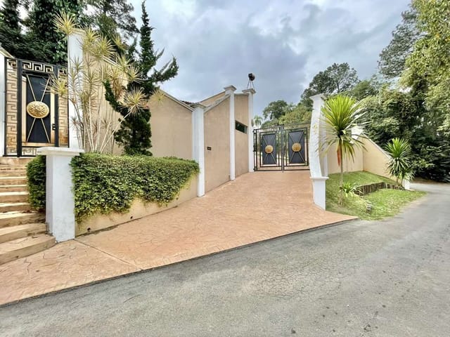 Casa com 6902m² 2 quartos e 11 banheiros, à venda, no bairro Jardim Santa Paula em Cotia